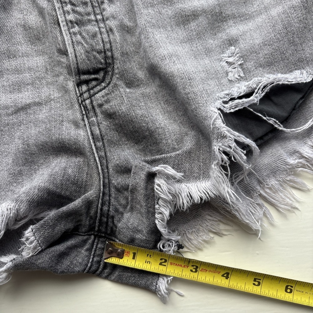 We The Free Free People Womens 31 Shorts Denim Grey Distressed Frayed Hem High - Picture 7 of 8